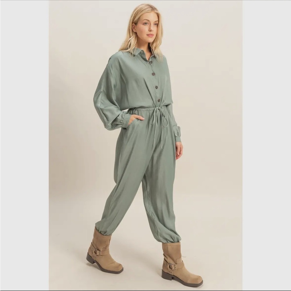 HYFVE Sage Green Button-Front Drawstring Jumpsuit - Picture 2 of 3